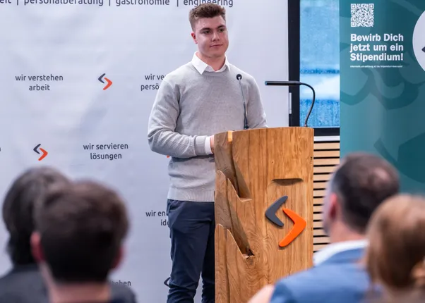 vergabe-von-teampool-stipendien-fr-informatik-an-studierende-der-universitt-salzburg_54875035251_o.jpg